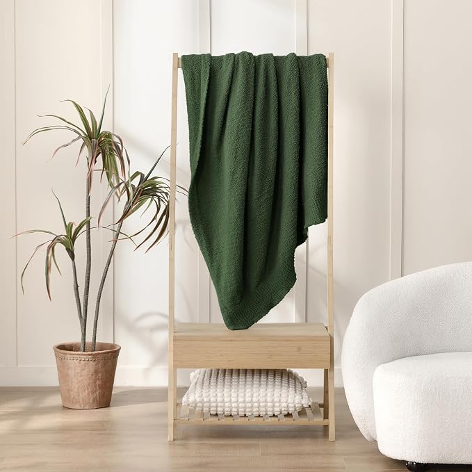 Emerald Green Throw Blanket for Bed, Super Soft Knit Blankets, Cozy Fleece Fuzzy Fluffy Plush Chenille Throws Blanket for Couch, Sofa, Dark Green, 60 x 80 inches