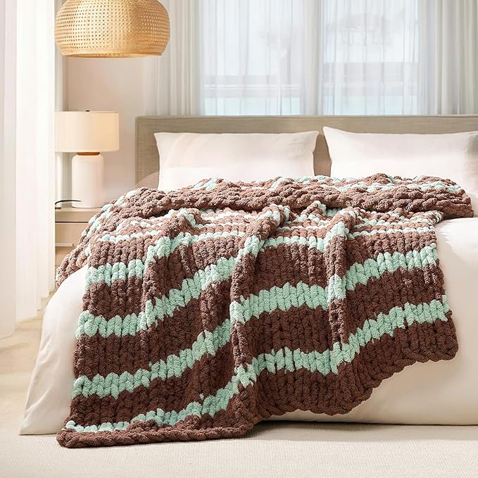 L'AGRATY Chunky Knit Throw Blanket for Couch, 60 x 80 Inches, Brown Green | Handmade Chenille Crochet Blanket for Sofa Bed, Thick Cable Knitted Blankets for Room Home Decor, Birthday Gift for Women Mom