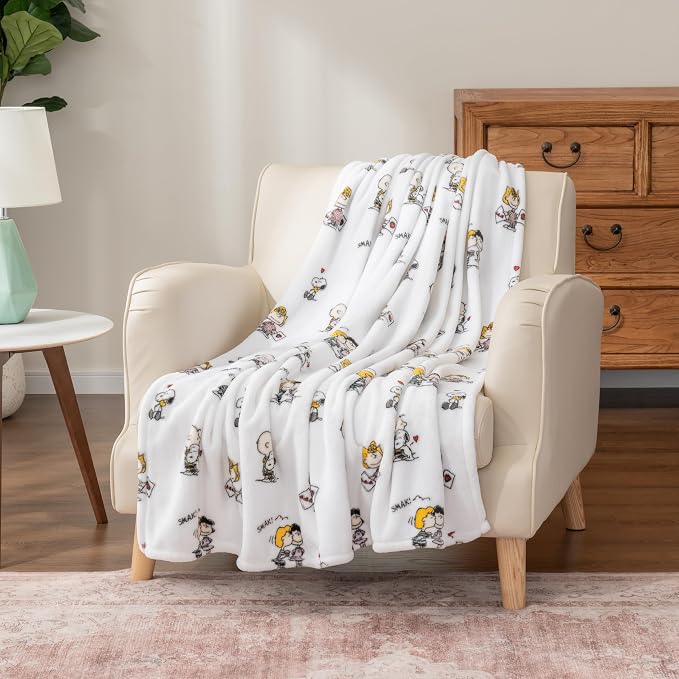 Berkshire Blanket Peanuts® VelvetLoft® Cute Character Snoopy Plush Oversized Throw Blanket, Peanuts I got a Valentine White (50in x 60in)