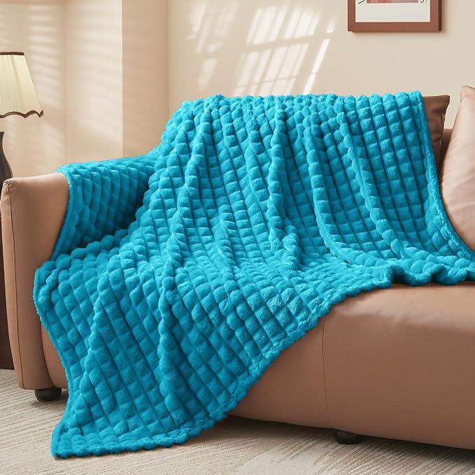 BEDELITE 3D Checked Teal Fleece Throw Blanket for Couch, 50x60 Inches | Soft Warm Fuzzy Fluffy Blanket for Bed Sofa, Lightweight Plush Cozy Blankets for Home Room Decor, Gift for Women, All Season