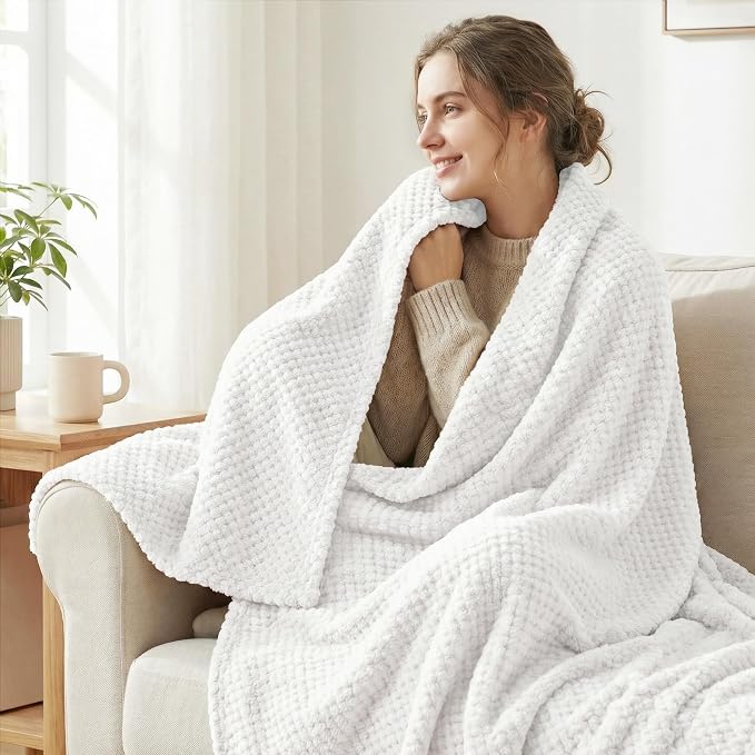 Exclusivo Mezcla Soft Waffle Fleece Bed Blanket King Size, White | Lightweight Plush Blanket for Bed, Bedroom, Cozy Flannel with Waffle Texture, Stylish Home Decor, All Season, 104x90 Inches