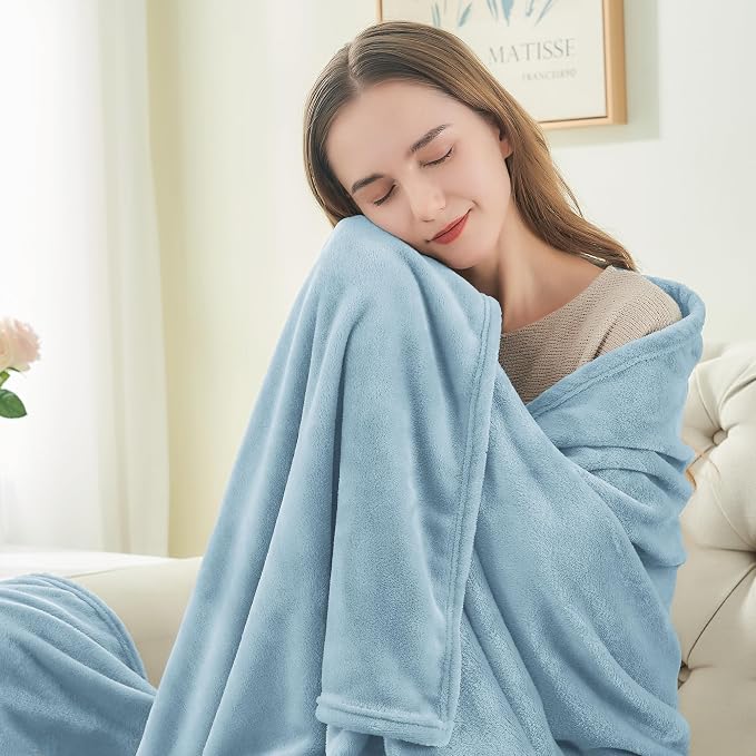 BEDELITE Fleece Blanket Soft Plush King Bed Blanket Washed Blue 108"x90" | Ultra Soft Fleece, Plush Microfiber, Lightweight Warmth, All Season Comfort, Fade Resistant, Machine Washable