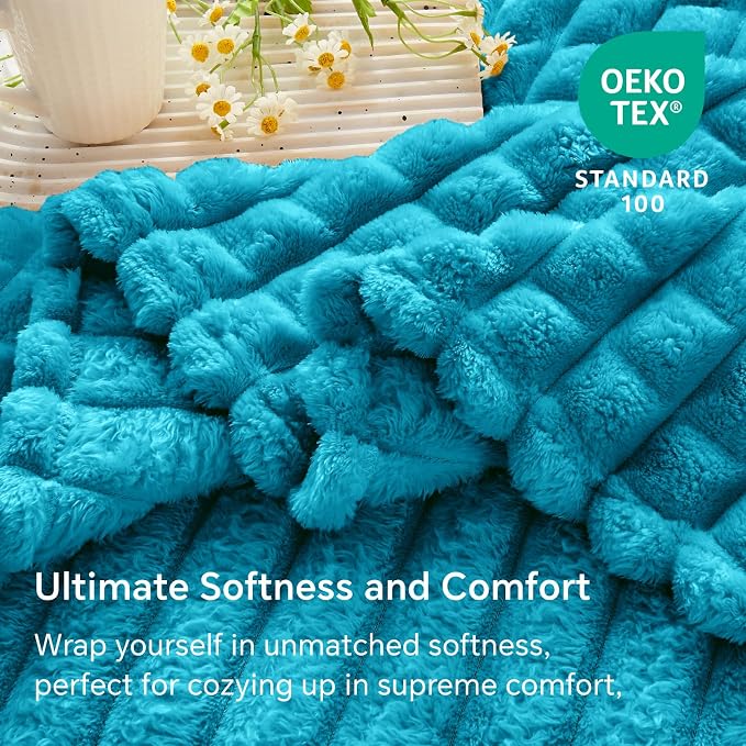 BEDELITE 3D Checked Teal Fleece Throw Blanket for Couch, 50x60 Inches | Soft Warm Fuzzy Fluffy Blanket for Bed Sofa, Lightweight Plush Cozy Blankets for Home Room Decor, Gift for Women, All Season