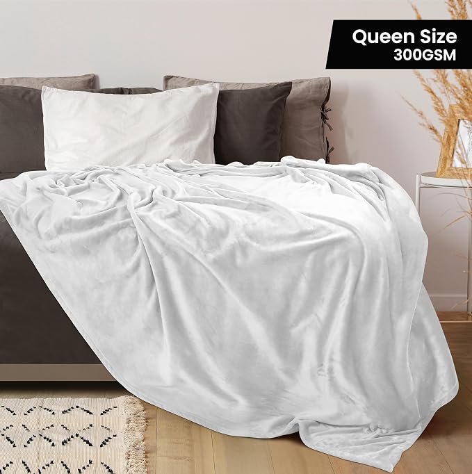 Utopia Bedding Ultra Soft Fleece Bed Blanket Queen Size White (90x90 Inch) | Microfiber Plush Warm Lightweight Breathable Cozy Blanket Anti-Static, All Season Use, Gift for Women and Men