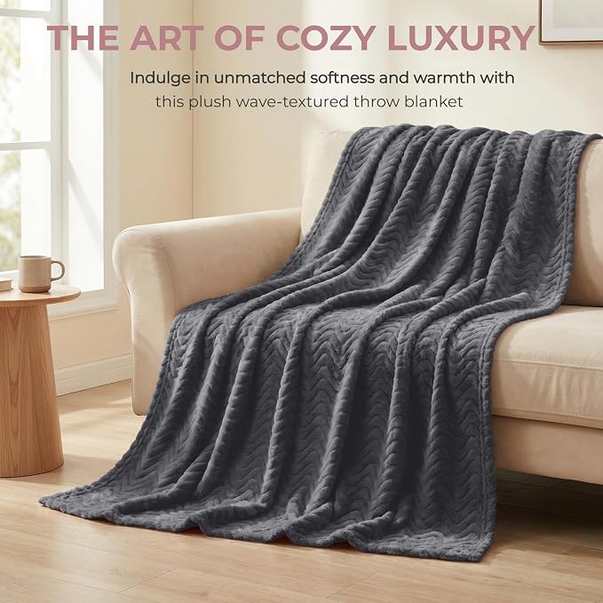Exclusivo Mezcla Large Fleece Throw Blanket for Couch, Sofa, Dark Grey | 50"x70" Soft Breathable Lightweight Flannel Throws for Summer, Plush Cozy Jacquard Wave Blanket for Home Decor