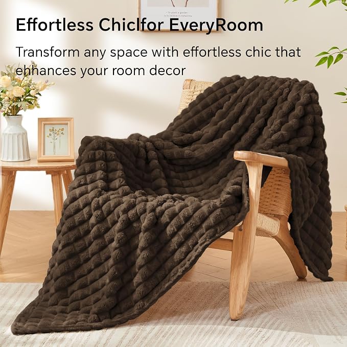 BEDELITE 3D Checked Brown Fleece Throw Blanket for Couch, 50x60 Inches | Soft Warm Fuzzy Fluffy Blanket for Bed Sofa, Lightweight Plush Cozy Blankets for Home Room Decor, Gift for Women, All Season