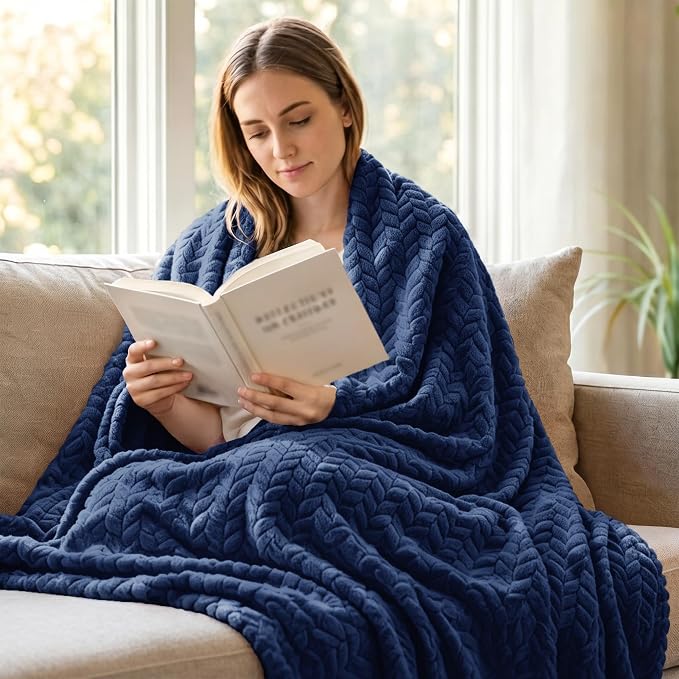 Exclusivo Mezcla Soft Fleece Bed Blanket Queen Size, 90”x90”, Navy Blue | Cozy Fluffy Lightweight Blankets for Summer, Decorative Plush Flannel Throws for Living room, Bedroom with Leaves Pattern