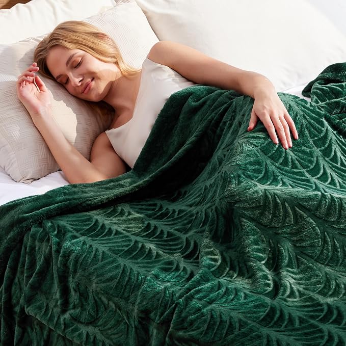 Whale Flotilla Soft Flannel Fleece Throw Blanket for Couch, Emerald Green | Cozy Lightweight Breathable Velvet Sofa Throws, Plush Fluffy Vintage Pattern Decorative Blanket for Bed, All Season, 50"x60"