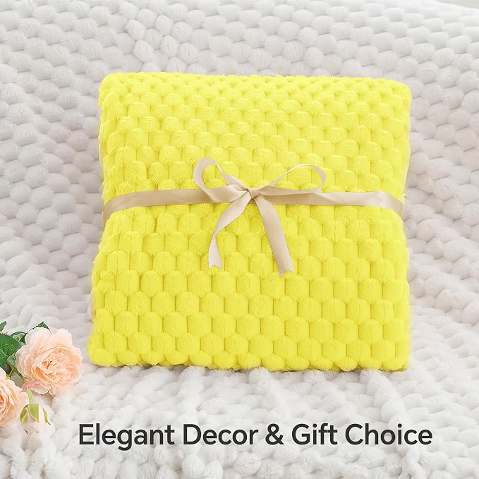 BEDELITE Amber Yellow Throw Blanket for Couch, Soft Cozy Gifts for Women | 3D Jacquard Decorative Fleece Blanket, Super Soft Plush Throws, Cute Birthday Gift for Women, Suitable for All Seasons, 50*60