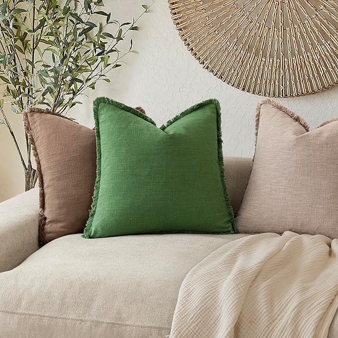Foindtower Set of 2 Decorative Linen Fringe Throw Pillow Covers Cozy Boho Farmhouse Cushion Cover with Tassels Soft Accent Pillowcase for Couch Sofa Bed Living Room Home Decor,22×22 Inch,Forest Green
