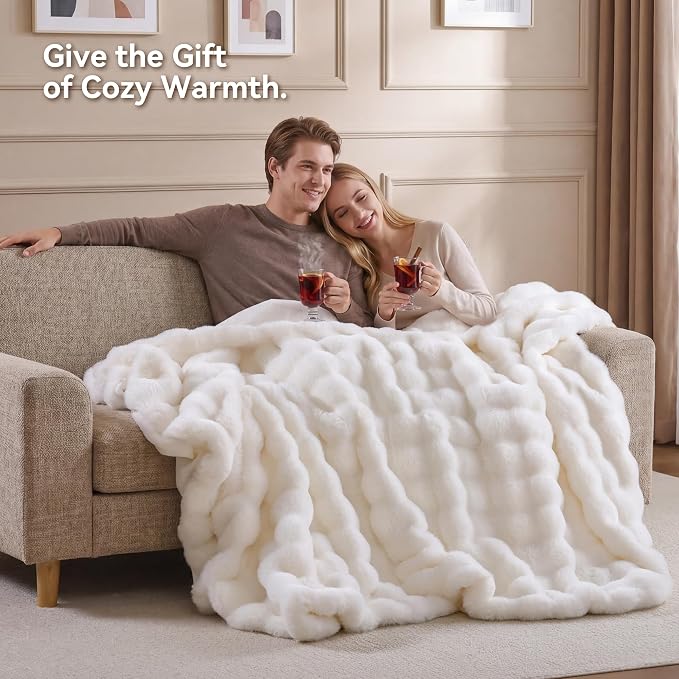 Faux Rabbit Fur Throw for Couch - Cream White Bubble Blanket 50"x60" | Fluffy Plush Fuzzy Throw for Sofa & Bed, Super Soft Cozy Comfrt Blanket, Luxury Aesthetic White Decor Gift for Women