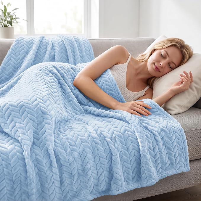 Exclusivo Mezcla Soft Fleece Bed Blanket Twin Size, 60”x80”, Light Blue | Cozy Fluffy Lightweight Blankets for Summer, Decorative Plush Flannel Throws for Living room, Bedroom with Leaves Pattern