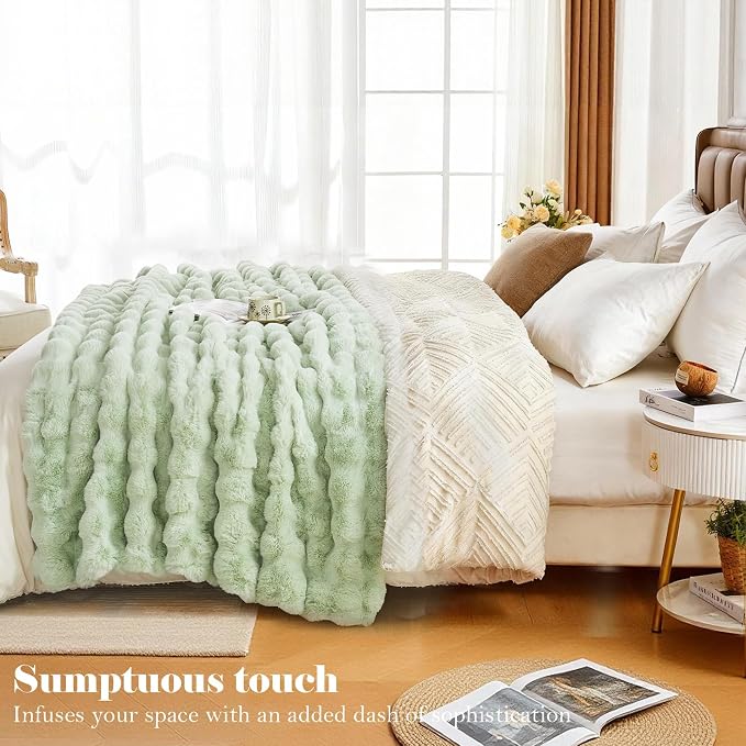 Faux Fur Throw Blanket for Couch, 1000 GSM Cozy Fuzzy Fluffy Soft Plush Thick Bubble Sherpa Blanket for Sofa Bedroom Living Room, Mothers Day Birthday Gifts for Women Home Decor