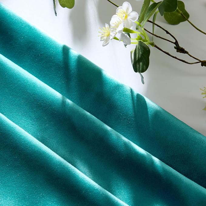 GIGIZAZA Teal Velvet Pillow Covers 20x20 Decorative Pillows Pack of 2 | Blue Throw Pillows for Couch Sofa,280gsm Soft Textured Fabric,Modern Square Pillowcases,Luxury Cushion Covers