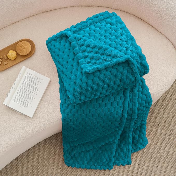 BEDELITE Jewel Blue Twin Blanket for Couch, Soft Cozy Gift for Women, 60*80 | 3D Jacquard Decorative Fleece Blanket, Super Soft Plush Throws, Cute Birthday Gift for Women & Men, Suitable for All Seasons