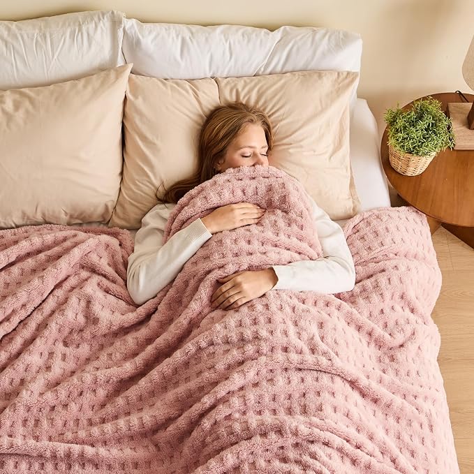 NEWCOSPLAY 3D Waffle Checkered Flannel Queen Blanket, Pink, 90"x90" | Super Soft Cute Lightweight Decorative Premium Silky Fleece Blanket for Couch Sofa Bed, Gift for Women Men, All Season Use