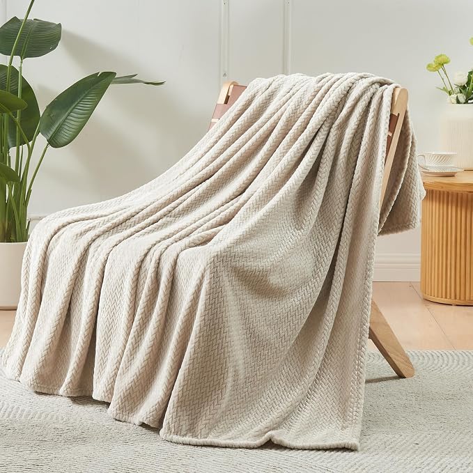 NEWCOSPLAY Fleece Leaves Pattern Queen Blanket, Linen, 90"x90" | Super Soft Throw Blanket, Lightweight Cozy Bed Sofa Blanket, Premium Silky Flannel Fleece, Travel Blanket for All Season Use