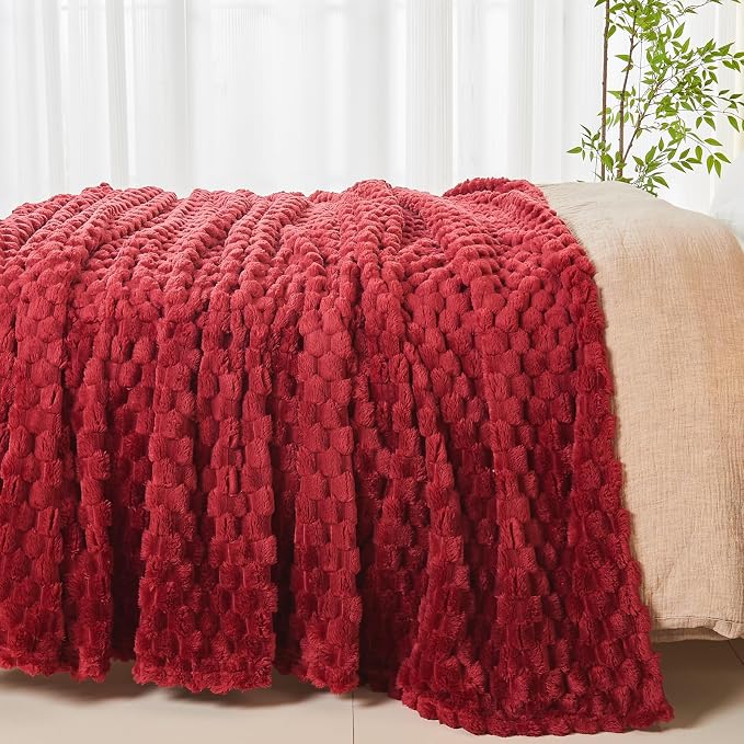 NEWCOSPLAY Fleece Clouds Cozy Queen Blanket for Couch, Red, 90"x90" | Premium Silky Flannel Blanket, Soft Lightweight Fluffy Throw Blanket for Bed Sofa Decor, Gift for All Season Use