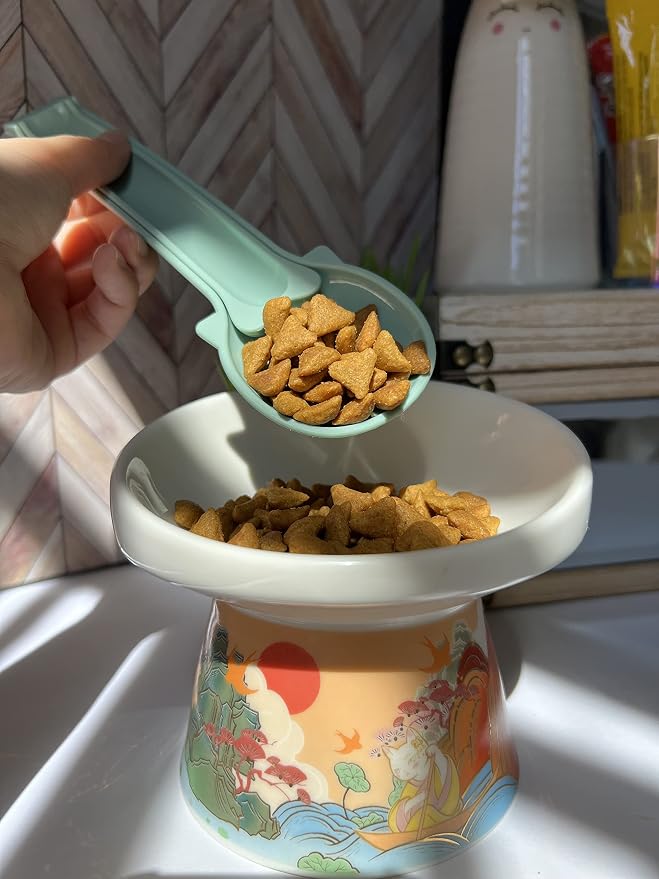 Cat Treat Dispenser – Wet Treat Squeezer for Puree & Bisque, Green
