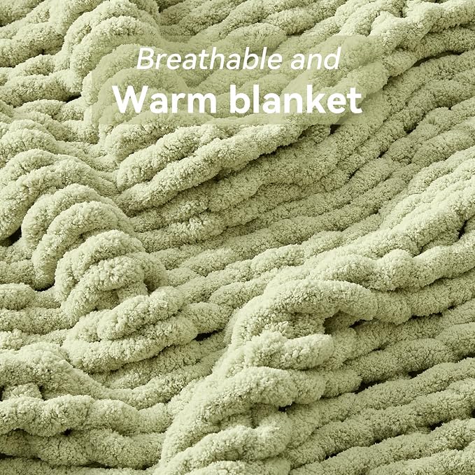 Negwoo Chunky Knit Throw Blanket, Knitted Throw Chenille Yarn, 50"*60" | Soft Thick Cable Knitted Blankets, Handmade Big Thick Blanket, Machine Washable Cute Comfy Blanket for Home Decor,Light green