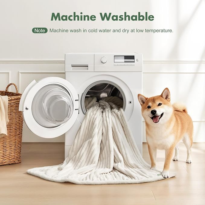 Waterproof Dog Blanket for Couch - Washable Medium Pet Blanket for Furniture Protector, Cozy Fleece Calming Dog Crate Blankets for Indoors & Outdoors, Cream, 30"x40"