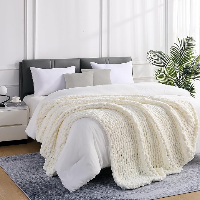 L'AGRATY Chunky Knit Throw Blanket for Couch, 72 x 84 Inches, Cream White | Handmade Chenille Crochet Blanket for Sofa Bed, Thick Cable Knitted Blankets for Room Home Decor, Birthday Gift for Women Mom