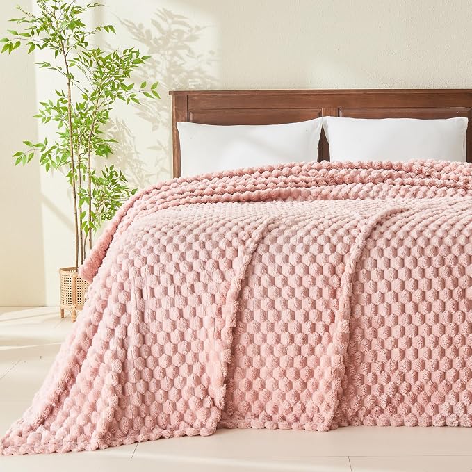 NEWCOSPLAY Fleece Clouds Cozy Queen Blanket for Couch, Pink, 90"x90" | Premium Silky Flannel Blanket, Soft Lightweight Fluffy Throw Blanket for Bed Sofa Decor, Gift for All Season Use