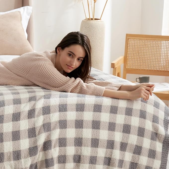Snuggle Sac Checkered Throw Blanket for Couch, Super Soft, Cozy Warm Knit Decorative Blankets, Reversible Plaid Fluffy Throws for Sofa, Bed, Plaid Grey, 50x60 Inches