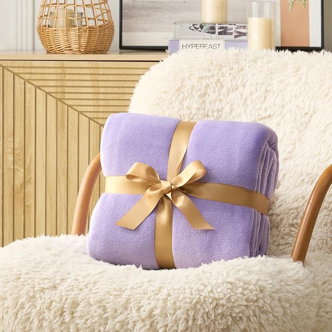 Hansleep Throw XL Light Purple Fleece Blanket, Soft Flannel Bed Blanket | Fuzzy Cozy Blanket 50x70 Inches, Multi-use for Bed, Sofa, Couch, Travel, Camping, All Season Warm Lightweight Cover