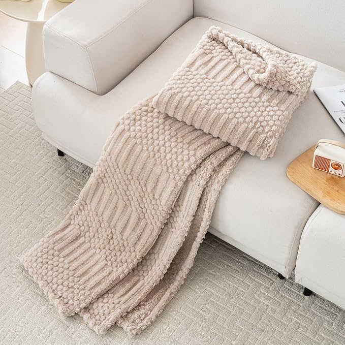 90x104 Inch Brown King Size Blanket - Soft & Fluffy Fleece, Neutral Tan Color, Cute & Aesthetic, Perfect for Sofa, Couch, Bed, Living Room & Bedroom, All-Season Use, Plush & Cozy Decorative Blanket