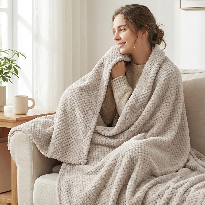 Exclusivo Mezcla Soft Waffle Fleece Bed Blanket Twin XL Size, Tan | Lightweight Plush Blanket for Bed, Couch, Sofa, Cozy Fluffy Design for Bedroom, Guest Room, All Season, 90x66 Inches