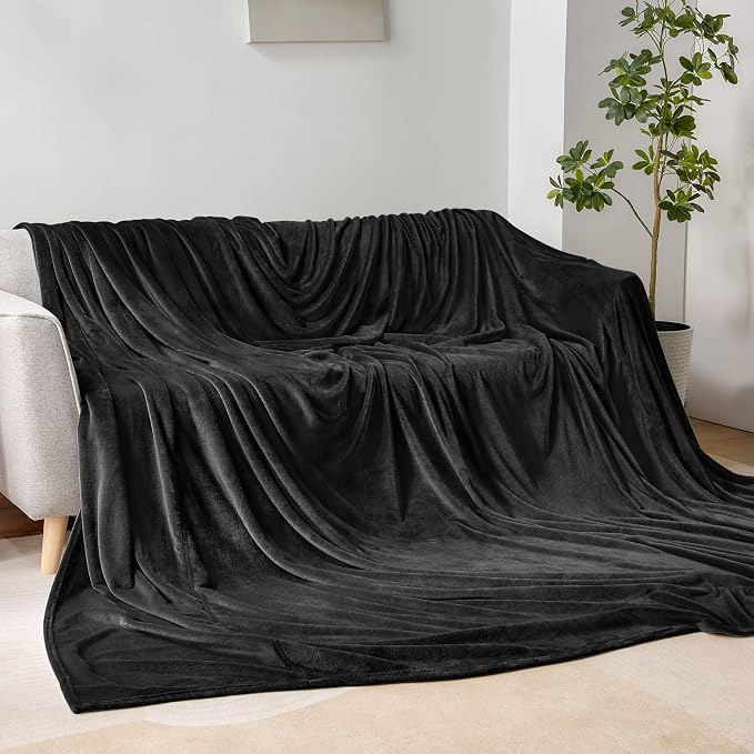 BEDELITE Fleece Blanket Soft Plush Oversized Bed Blanket Black 120"x120" | Ultra Soft Plush Fleece, Lightweight Warmth, All Season Comfort, Fade Resistant, Machine Washable, Perfect for Sharing