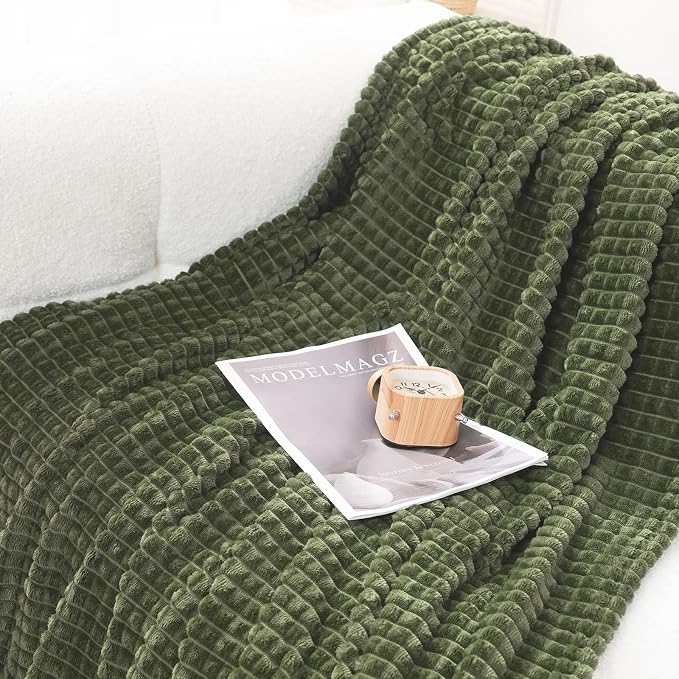 Puncuntex Fleece Throw Blanket Olive Green 50"×70" with Square Grid Design | Super Soft Plush Cozy Flannel Throw Blanket Luxury for Couch Sofa Chair