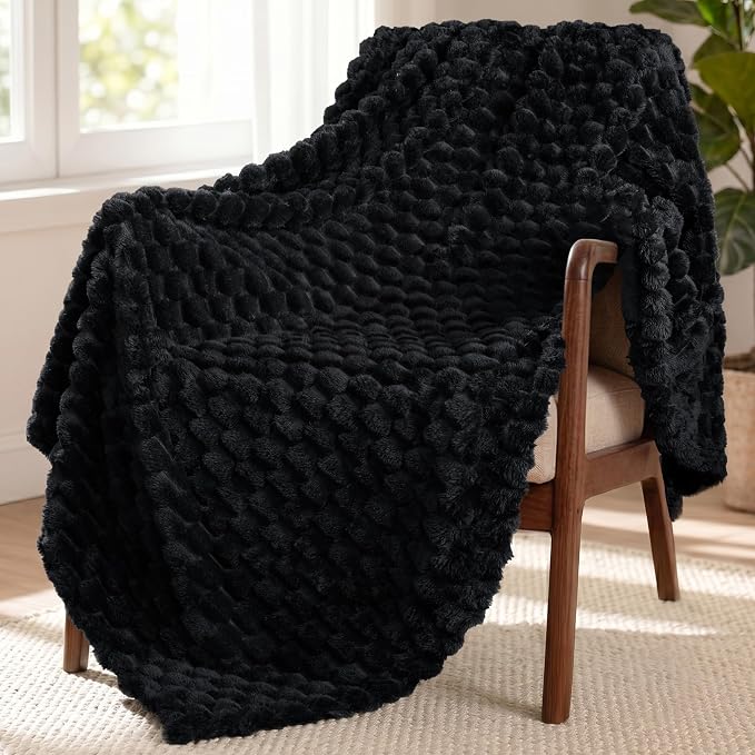 Exclusivo Mezcla Large 3D Fleece Throw Blanket for Couch, Black | Extra Soft Fuzzy Plush Lightweight Throws, Cozy Fluffy Decorative Blankets for All Seasons, 50x70 Inches