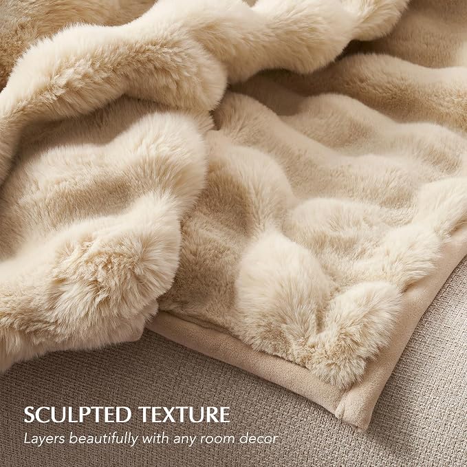 Faux Rabbit Fur Bubble Throw Blanket, 60"x80", Cream | Ultra Soft, Luxury Faux Rabbit Fur Throw, Thick Warm Bubble Blanket, Cozy Fluffy Reversible, for Bed, Couch, Chair, Sofa