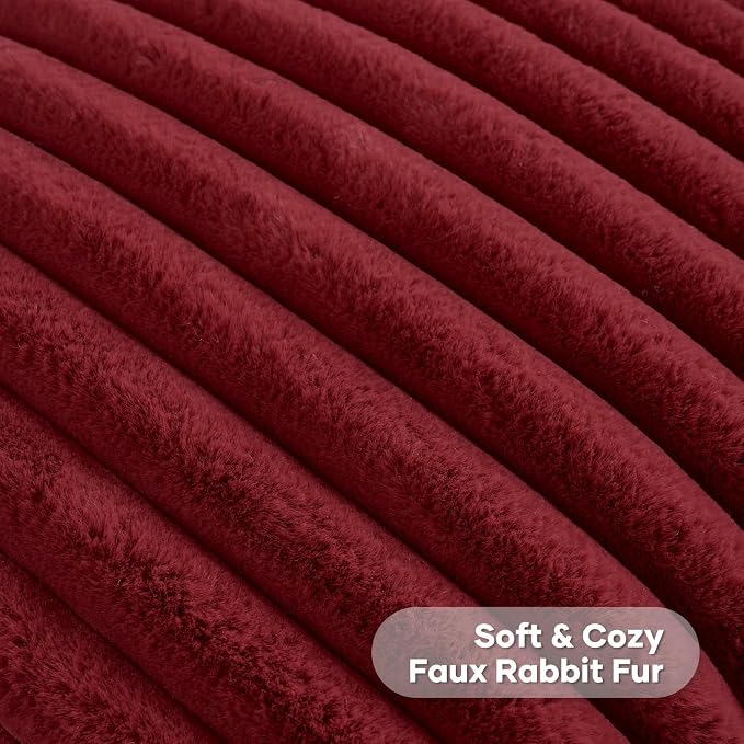 FUTEI Pack of 2 Faux Fur Throw Pillow Covers 22x22 Inch, Burgundy | Fluffy Faux Rabbit Fur Front/Premium Velvet Back,Hidden Zipper,Machine Washable,Non-Shedding,Colorfast,Insert Not Included.