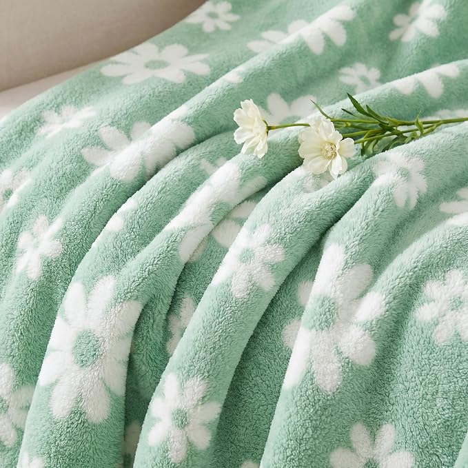 Soft Throw Blanket for Couch-Cozy Reversible Knitted Blankets | Lightweight Warm Fluffy Decor for Women, Mom, Her & Girls, Sofa, Chair, Bed, 50x70in,Daisy Floral Green