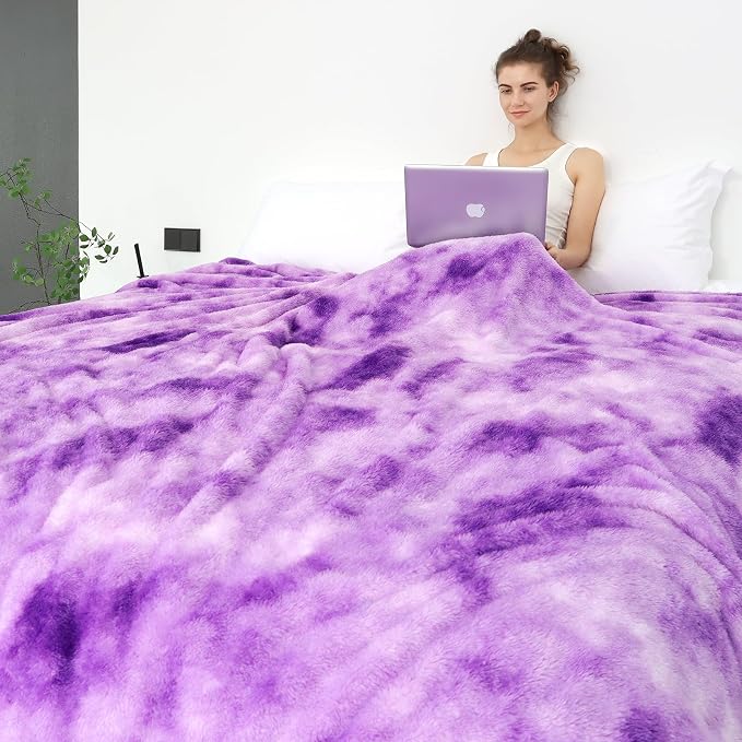 obinsm Purple Fleece Throw Blanket King Size, Fuzzy Big Blankets for Bed | Warm Lightweight Plush Blanket for Women Adults Room Decor
