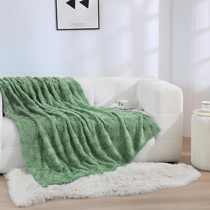 Sage Green Fleece Throw Blanket 60”×80”Checkered Design for Couch | Super Soft Cozy Plush Microfiber 3D Square Pattern Flannel Blanket for Sofa Bed Lightweight for Adults,Women