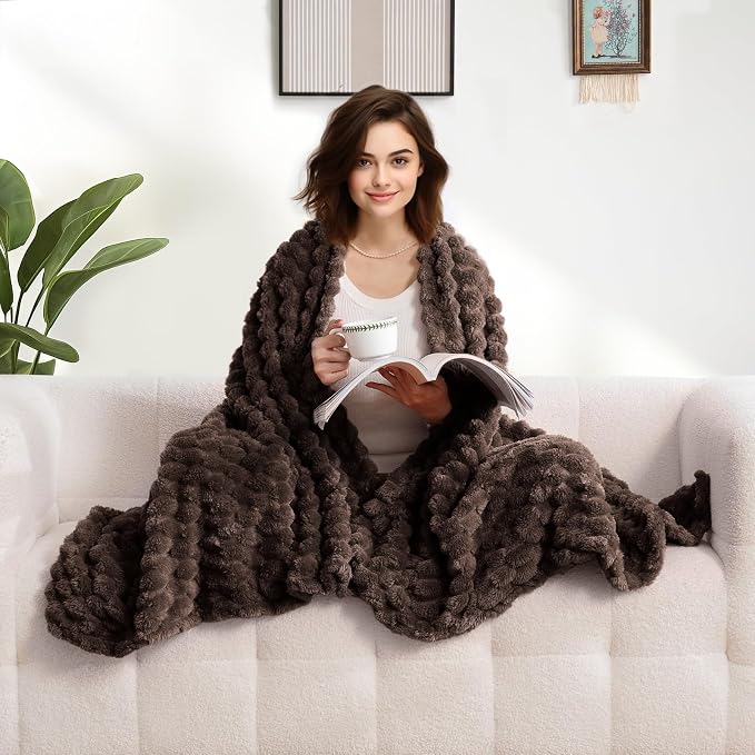 Excervent Big 3D Clouds Stylish Blanket for Kids, 40x50 Inches, Brown | Decorative Fuzzy Flannel Fleece Throw Blanket for Sofa, Super Soft Cozy Gifts for Kids & Pets, Suitable for All Seasons