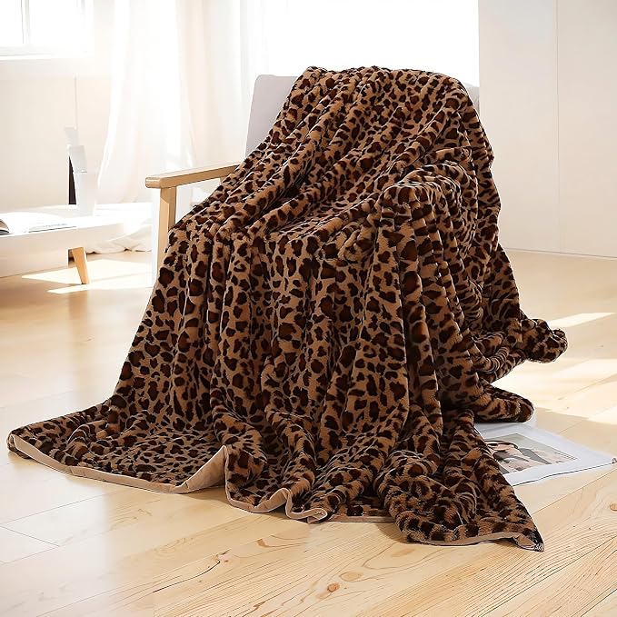 Leopard Throw Blanket 60''x80'' for Bed, Sofa, Couch, Travel and Camping, 560 GSM Double Sided Thick Fluffy Faux Fur Bed Throws, Super Soft Cozy Plush Cheetah Print Blankets for All Seasons