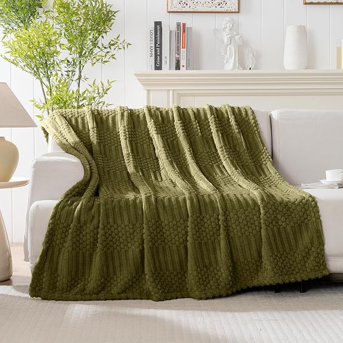 90x104 Inch Green King Size Blanket - Soft & Fluffy Fleece, Neutral Tan Color, Cute & Aesthetic, Perfect for Sofa, Couch, Bed, Living Room & Bedroom, All-Season Use, Plush & Cozy Decorative Blanket