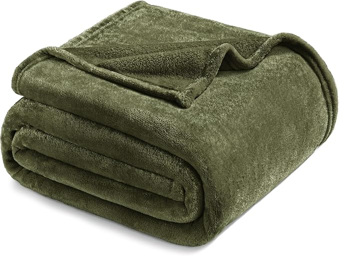 Exclusivo Mezcla Soft Fleece Blanket King Size for Bed, Olive Green | 104x90 Inches, Double-Sided Brushed Flannel, Lightweight Plush Cozy Blanket for Home Decor, All Season, Machine Washable