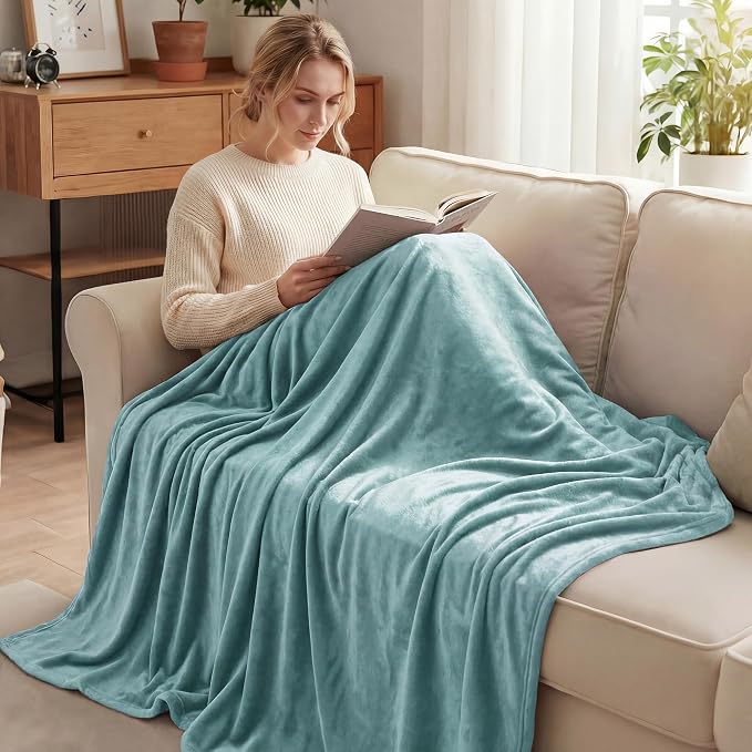 Exclusivo Mezcla Soft Fleece Blanket Twin Size for Bed, Celadon | 60x80 Inches, Double-Sided Brushed Flannel, Lightweight Plush Cozy Blanket for Home Decor, All Season, Machine Washable