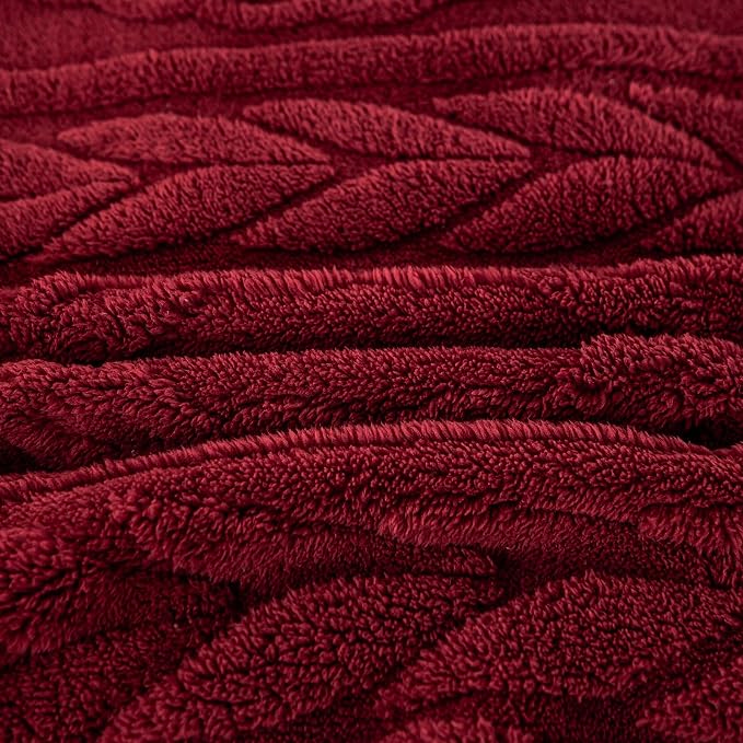 YUSOKI Sherpa Fleece Queen Size Blanket, Burgundy Red, 90"x90" | 3D Stylish Design,320GSM, Non-Shedding, Lightweight for All Season Use, stays fluffy after repeated washes, Perfect Gifts