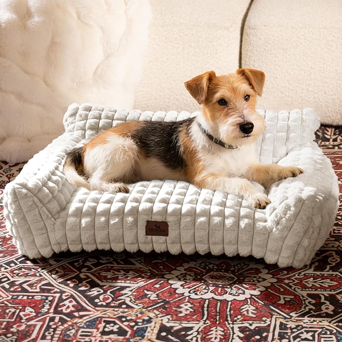 Cat Couch Bed with Fluffy Faux Rabbit Fur for Indoor Cats, 30 Inch | Cute Fuzzy Cat Sofa Recliner With Washable Cover, Suppportive Cozy Pets Couch in 3D Diamond Pattern, Off White