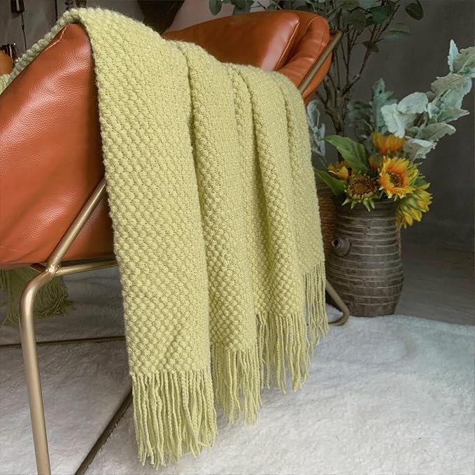 LOMAO Knitted Throw Blanket with Tassels Bubble Soft Lightweight Blanket Textured Lightweight Throws for Couch Cover Home Decor (Lemon Yellow, 50x60)