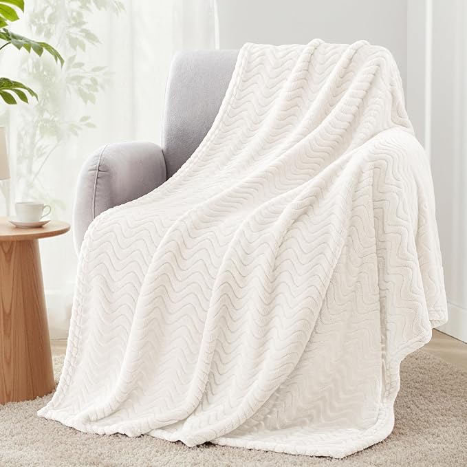 Exclusivo Mezcla Large Fleece Throw Blanket for Couch, Sofa, Ivory | 50"x70" Soft Breathable Lightweight Flannel Throws for Summer, Plush Cozy Jacquard Wave Blanket for Home Decor