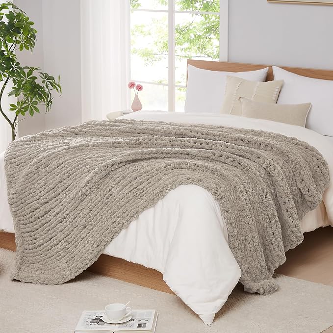 L'AGRATY Chunky Knit Throw Blanket for Couch, 60 x 80 Inches, Light Linen | Handmade Chenille Crochet Blanket for Sofa Bed, Thick Cable Knitted Blankets for Room Home Decor, Birthday Gift for Women Mom