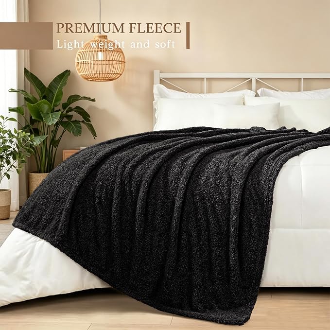 Exclusivo Mezcla Fleece Bed Blankets Queen Size for Bed, 90" x 90" | Super Soft and Cozy Fluffy Blanket for Women, Lightweight and Fuzzy Bedding for Bedroom , All Season, Black